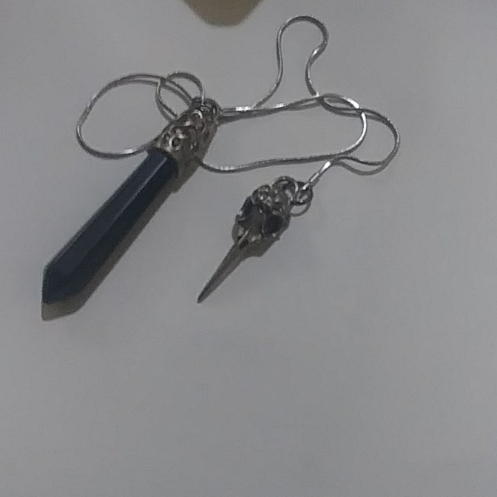 Onyx pendulum